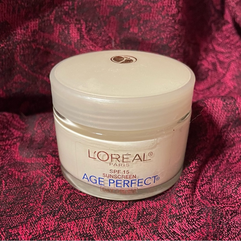 L’Oréal Age Perfect moisturizer